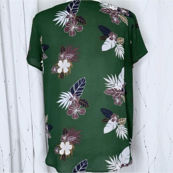 LOFT Pine Green Floral Top - Picture 6 of 6